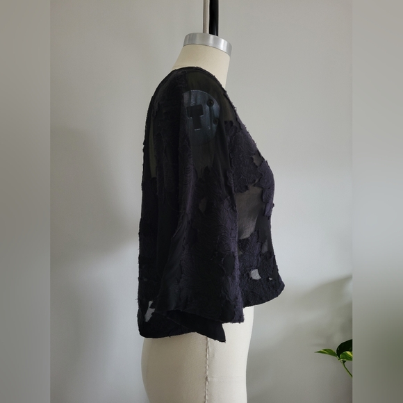 WILFRED Blayze black cropped blouse burnout style fabric - Picture 3 of 11